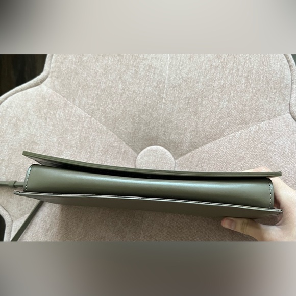 Louis Vuitton Epi Honfleur Brown Shoulder Bag - Picture 7 of 16